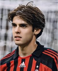 美职联-十人迈阿密100分钟绝平2-2纽约城 梅西助攻双响